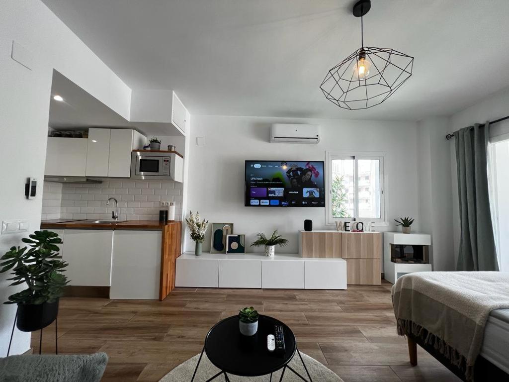 Lux Apartment By Namaste Elite Τορρεμολίνος Εξωτερικό φωτογραφία